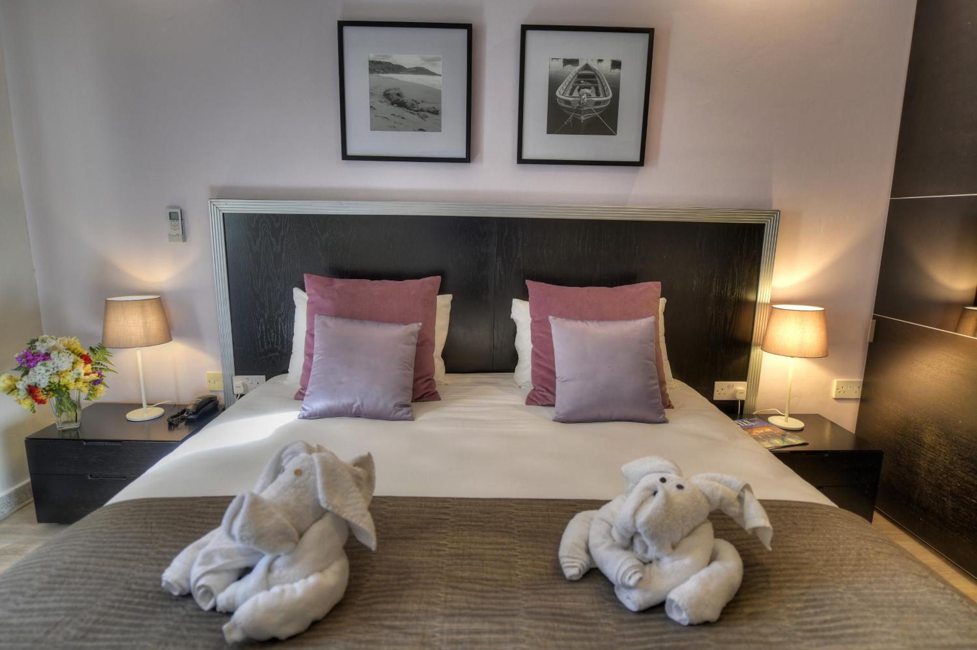เซนต์ จูเลียนส์ เบย์ โฮเต็ล Hotel Saint Julian's ภายนอก รูปภาพ